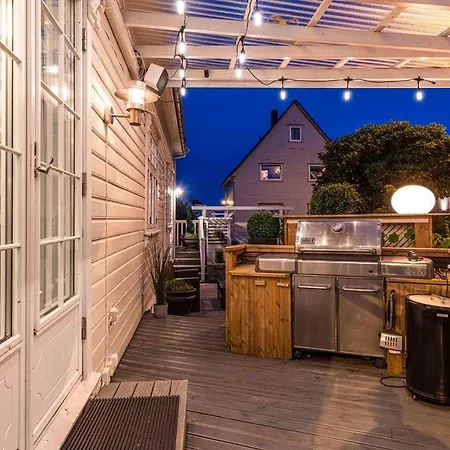 Βίλα 5-Bed Villa 1 Km From The Centre Of Stavanger Στάβανγκερ