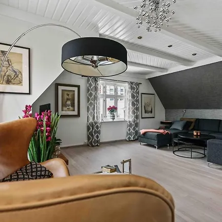 5-Bed Villa 1 Km From The Centre Of Stavanger Βίλα
