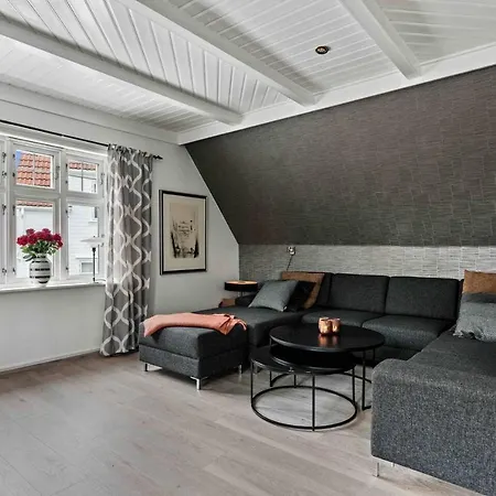 5-Bed Villa 1 Km From The Centre Of Stavanger *