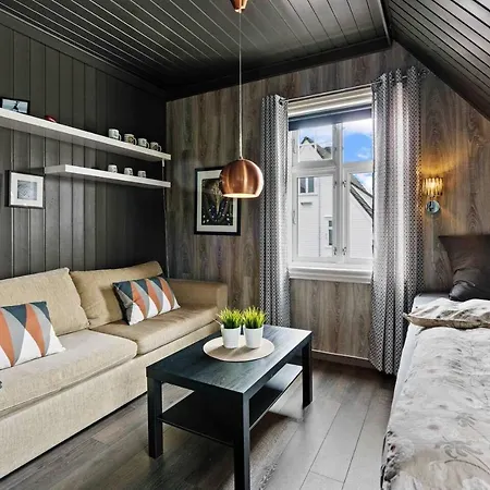 Βίλα 5-Bed Villa 1 Km From The Centre Of Stavanger *