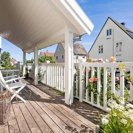 5-Bed Villa 1 Km From The Centre Of Stavanger Villa Stavanger