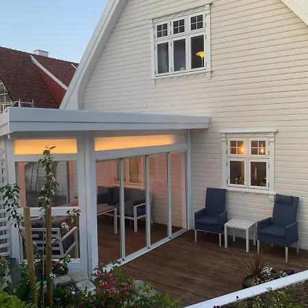 5-Bed Villa 1 Km From The Centre Of Stavanger *