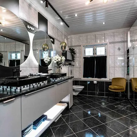 5-Bed Villa 1 Km From The Centre Of Stavanger *